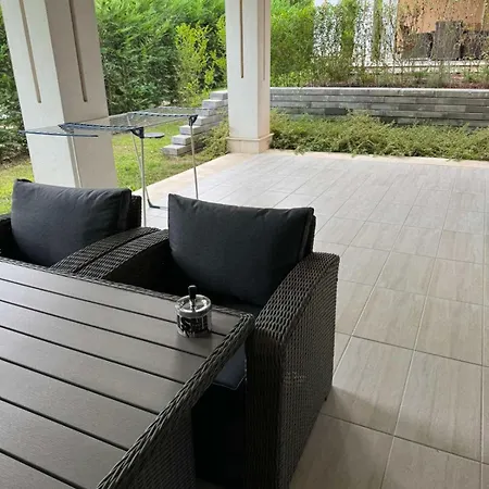 в грийнлайф Apartment *